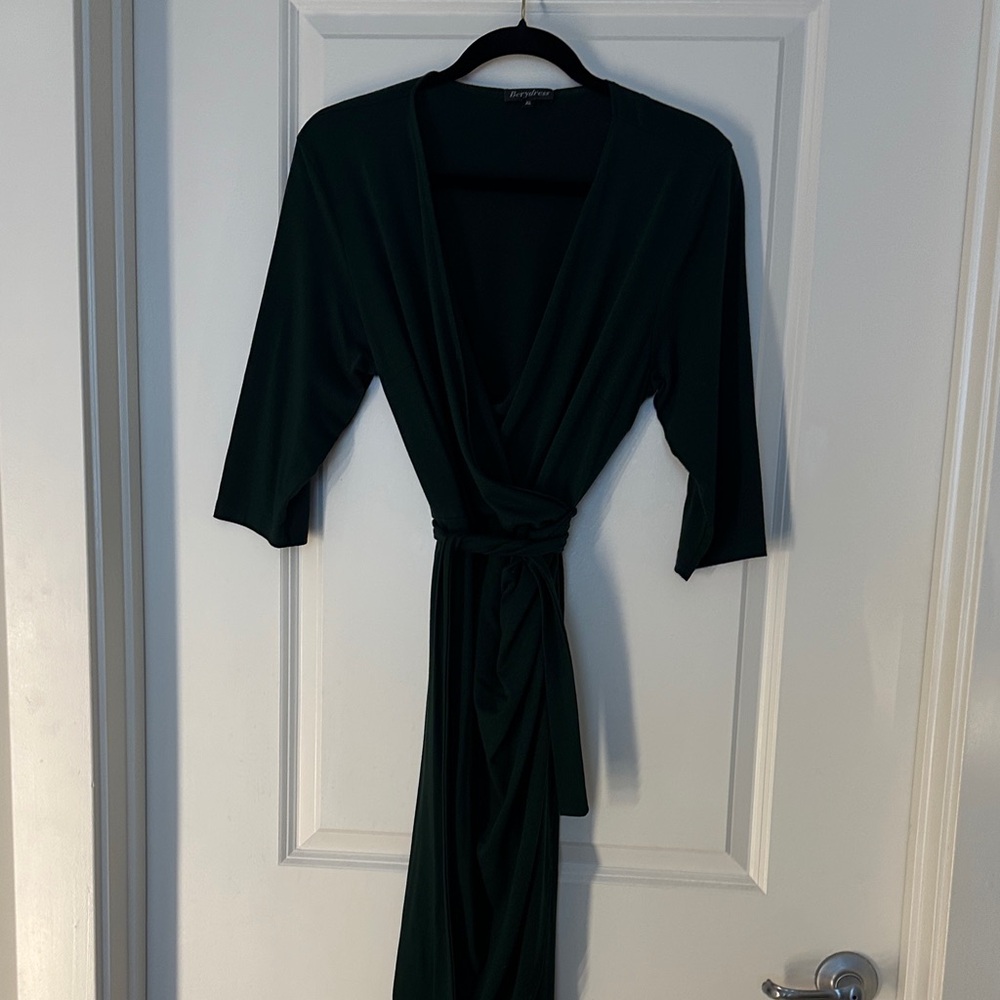 Elegant Green Wrap Dress